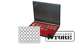 NERA M case with a dark red tray for 35 round slots, designed for coin capsules with an outer diameter of 32 mm. Ideal for storing 2 euro coins in LINDNER capsules.