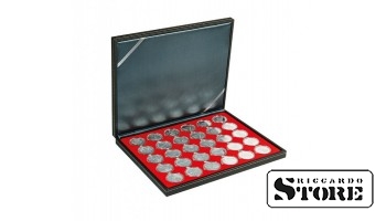 NERA M case with a light red tray for 30 round slots, designed for coin capsules with an outer diameter of 37.5 mm. Ideal for storing German silver coins of 20/10 euros in their original capsules, in proof quality.